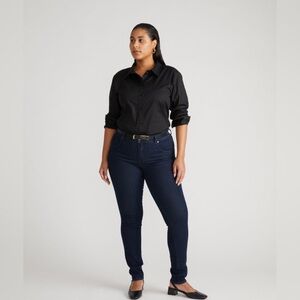 Universal Standard Seine Mid Rise Skinny Jean in Dark Indigo